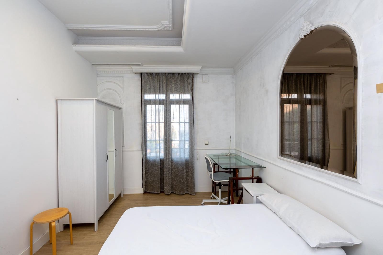 16 slaapkamer Villa te koop in Granada stad met zwembad - € 1.100.000 (Ref: 8155241)