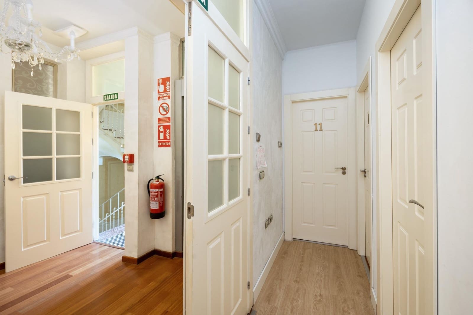 16 slaapkamer Villa te koop in Granada stad met zwembad - € 1.100.000 (Ref: 8155241)