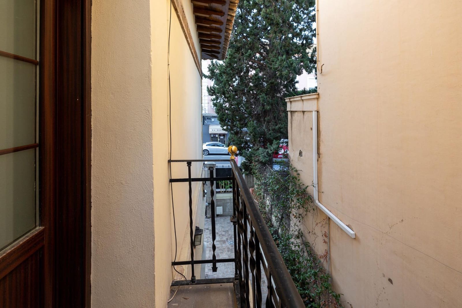 16 slaapkamer Villa te koop in Granada stad met zwembad - € 1.100.000 (Ref: 8155241)