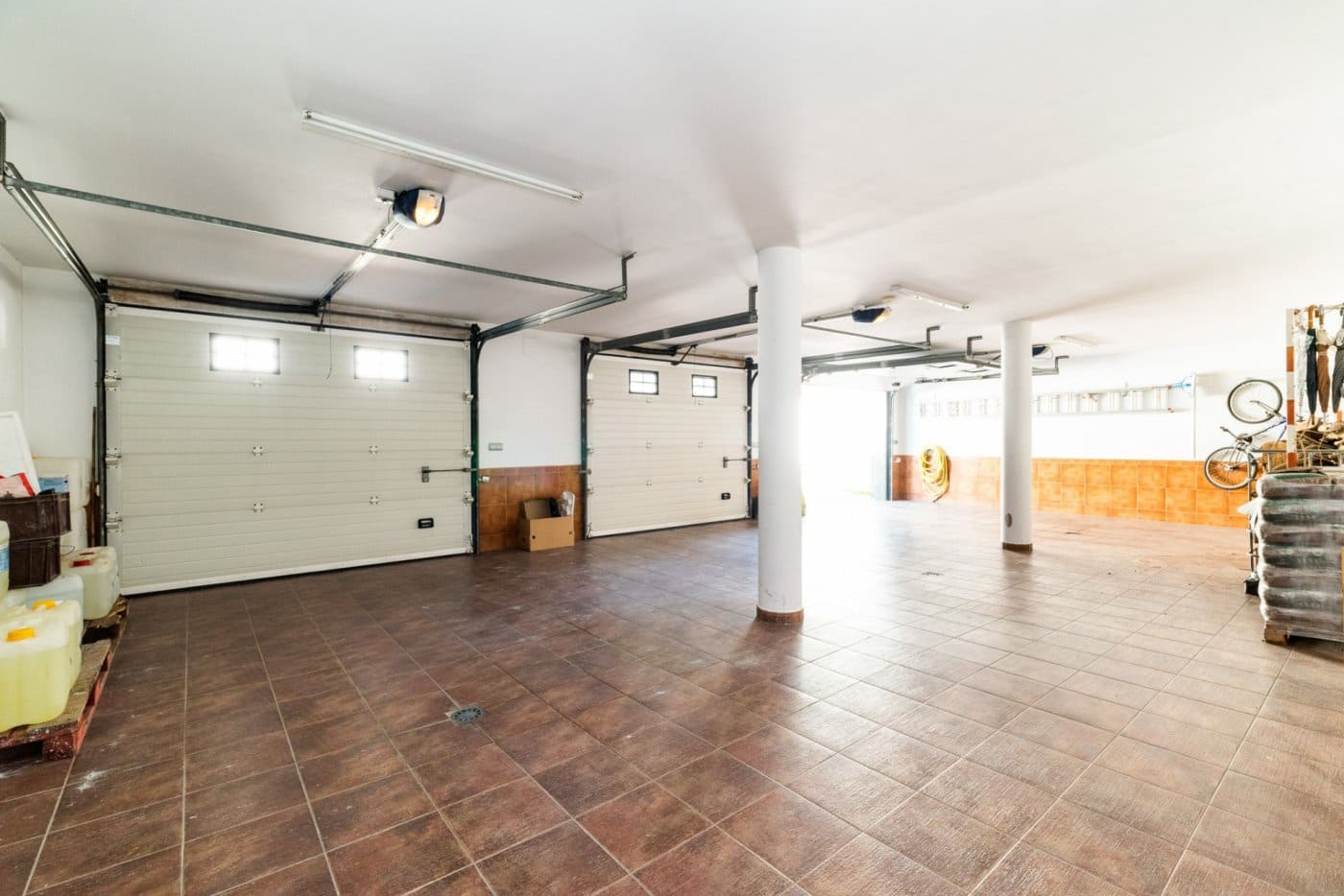 5 soveværelse Villa til salg i Albolote med garage - € 1.800.000 (Ref: 8434359)