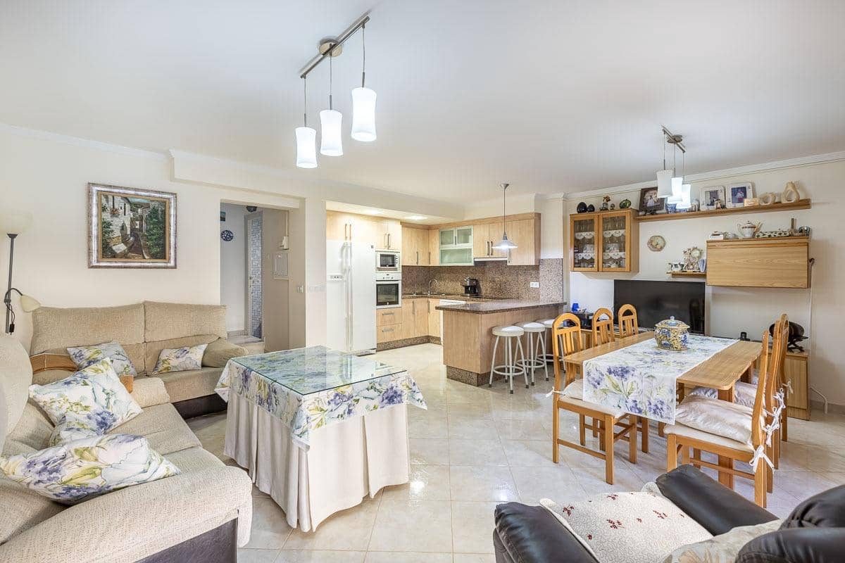 4 soveværelse Rækkehus til salg i Salobrena med swimmingpool garage - € 475.000 (Ref: 8434372)