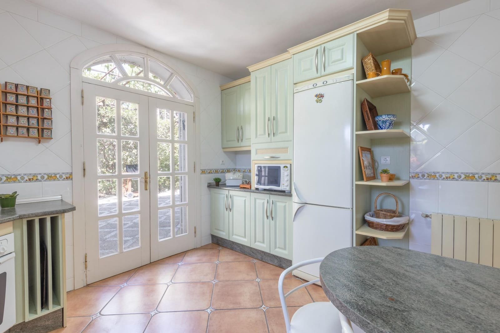 4 soveværelse Villa til salg i Albolote med swimmingpool garage - € 560.000 (Ref: 8531946)