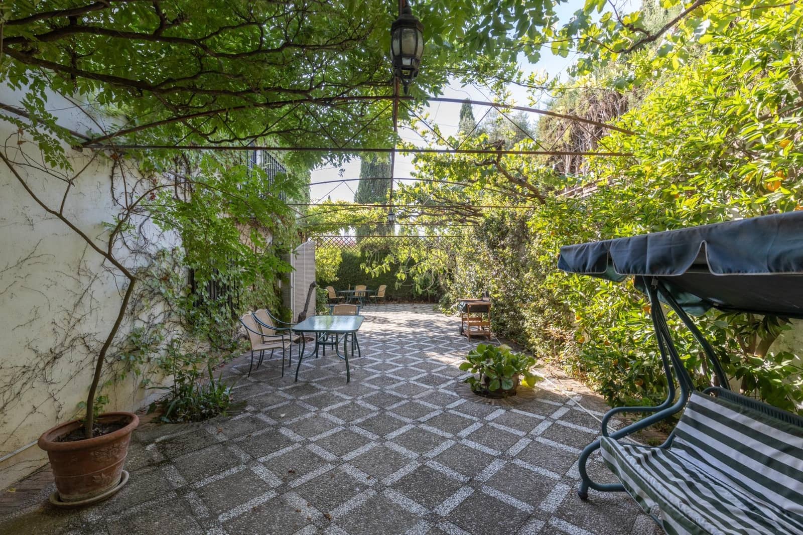 4 soveværelse Villa til salg i Albolote med swimmingpool garage - € 560.000 (Ref: 8531946)