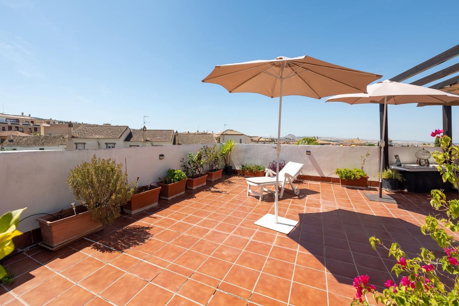2 soveværelse Penthouse til salg i La Zubia - € 205.000 (Ref: 8542341)