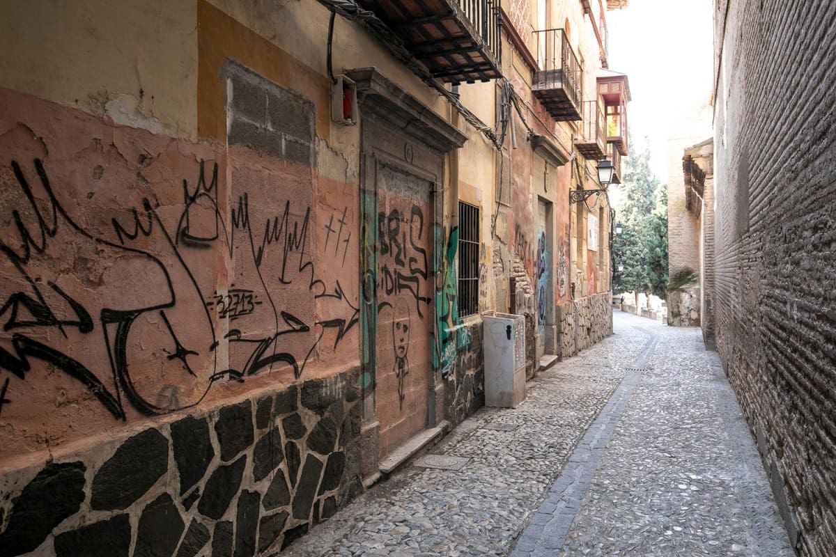 17 chambre Hôtel à vendre à Grenade ville - 850 000 € (Ref: 8565193)