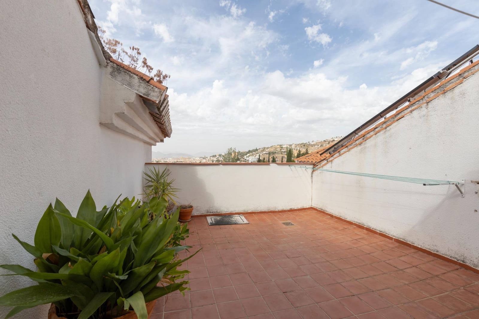 5 soveværelse Villa til salg i Granada by med swimmingpool garage - € 890.000 (Ref: 8582247)