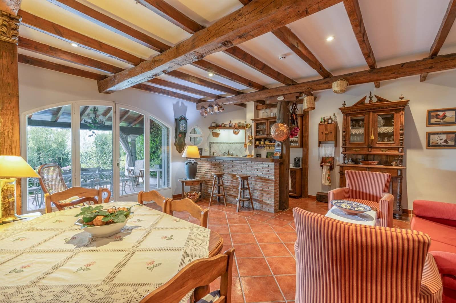 5 soveværelse Villa til salg i Granada by med swimmingpool garage - € 890.000 (Ref: 8582247)