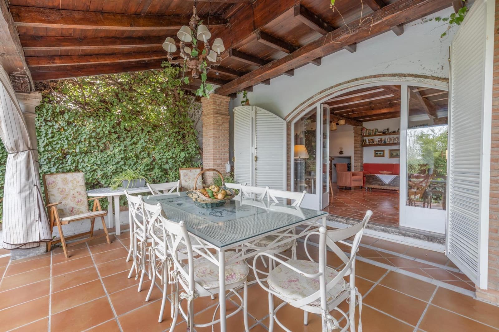 5 soveværelse Villa til salg i Granada by med swimmingpool garage - € 890.000 (Ref: 8582247)