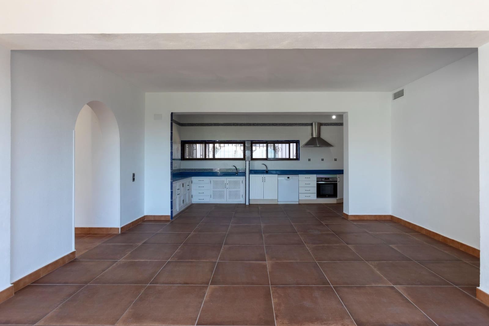 8 soverom Villa til salgs i Almunecar med svømmebasseng - € 1 250 000 (Ref: 8595271)