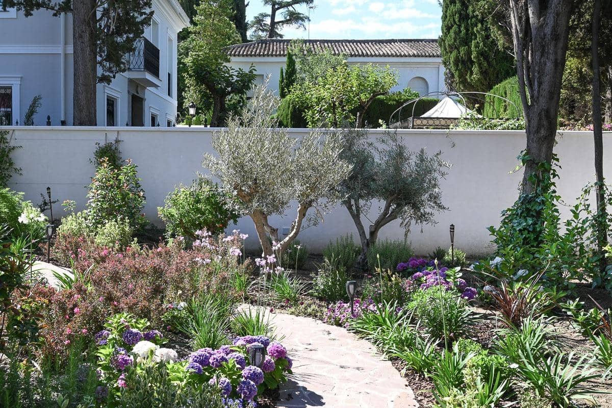 5 soveværelse Villa til salg i Granada by med garage - € 1.395.000 (Ref: 8623797)