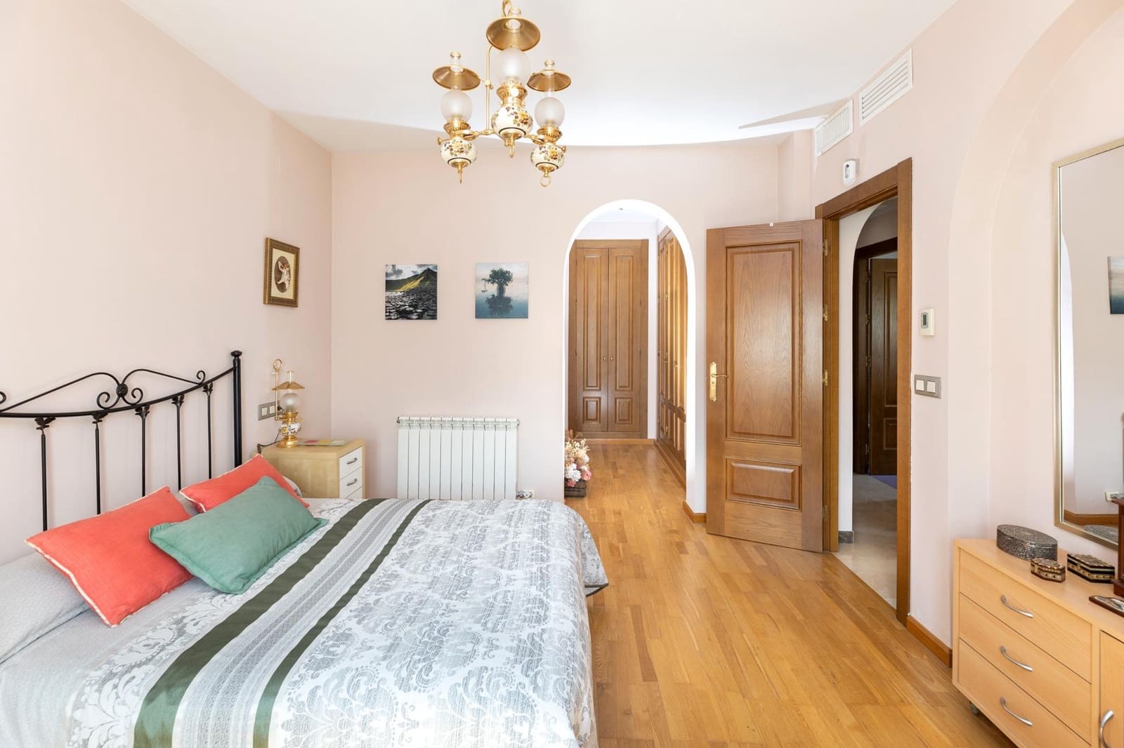 6 soverom Villa til salgs i Monachil med svømmebasseng garasje - € 485 000 (Ref: 8634663)