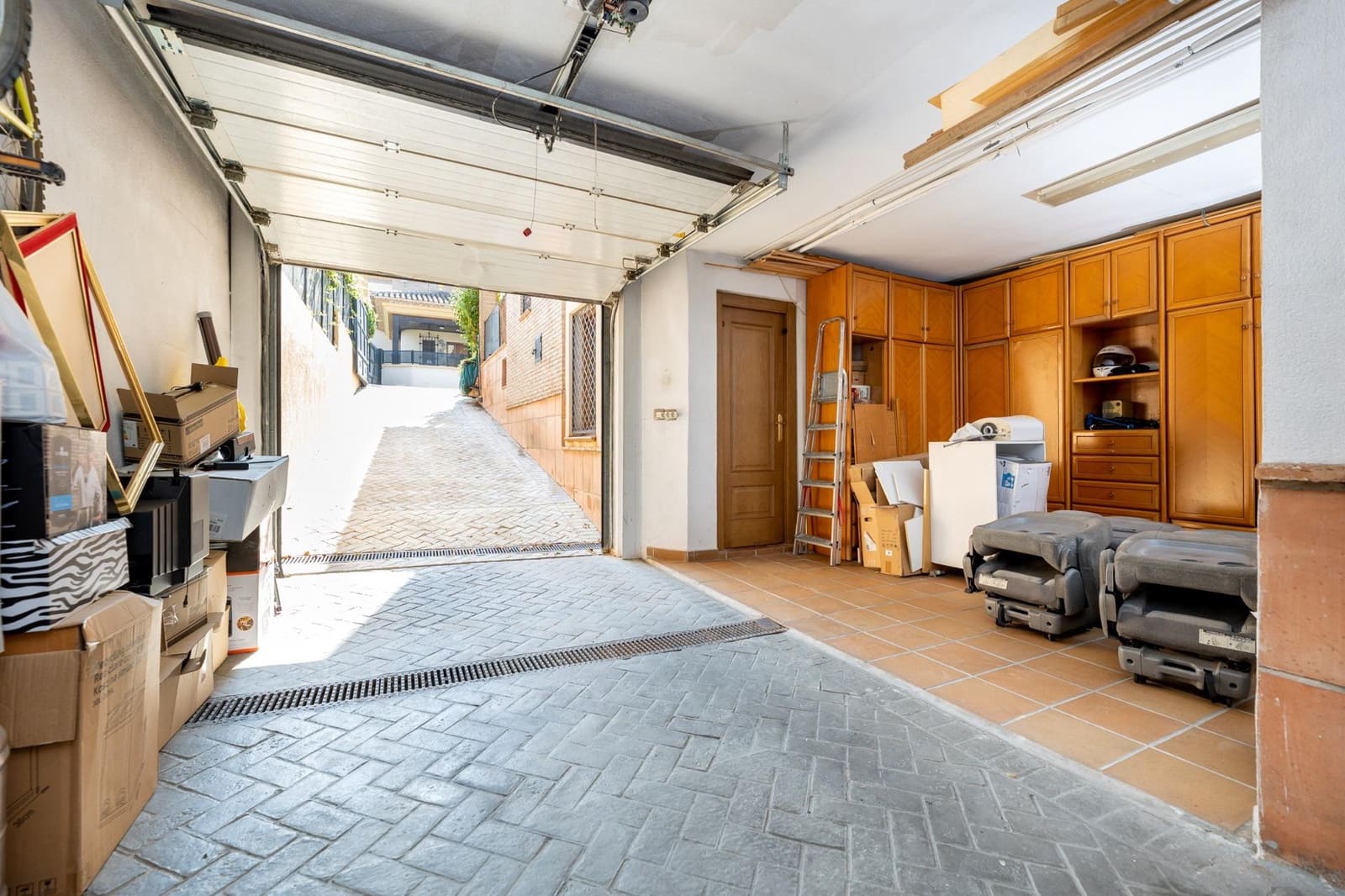 6 soverom Villa til salgs i Monachil med svømmebasseng garasje - € 485 000 (Ref: 8634663)