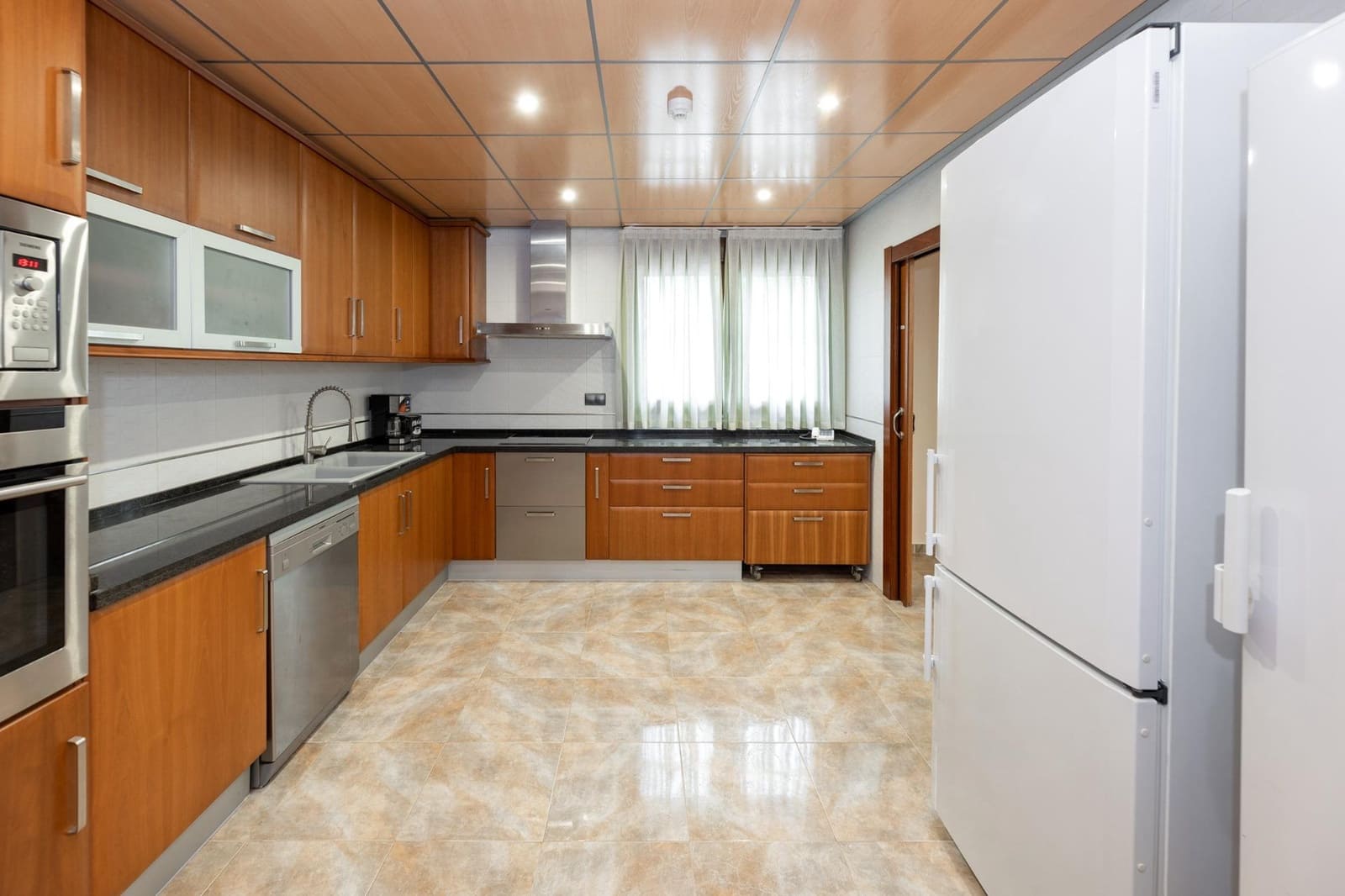 8 soveværelse Villa til salg i Albolote med swimmingpool garage - € 990.000 (Ref: 8652629)