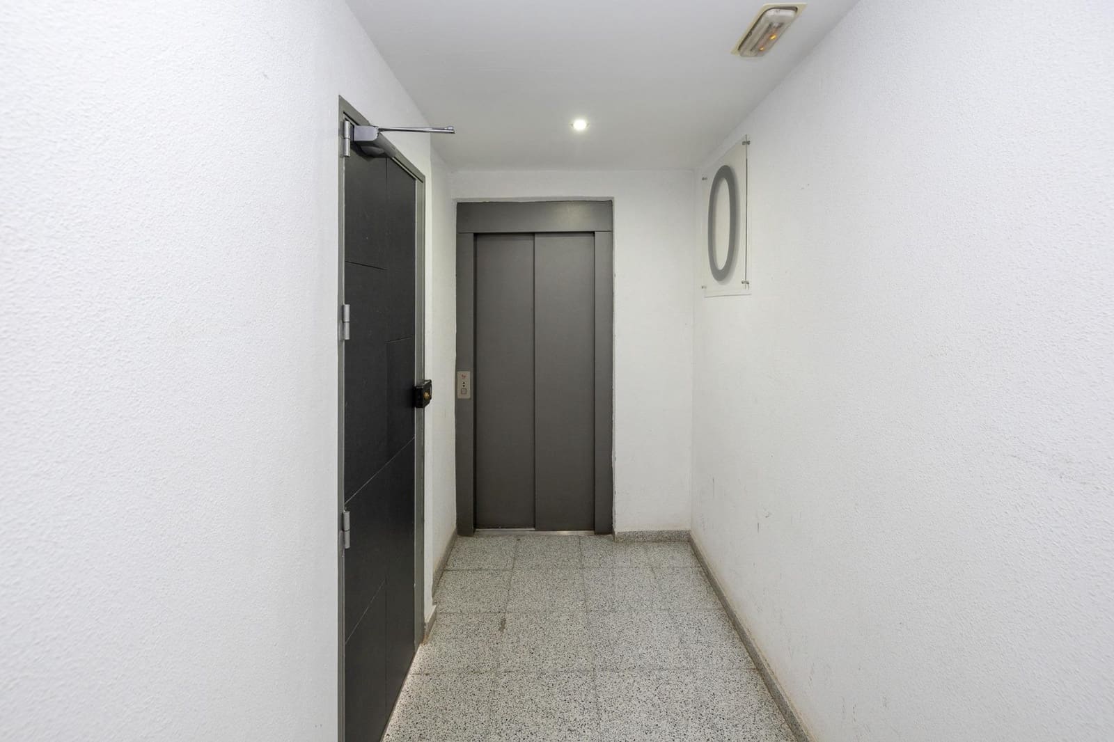 3 soverom Leilighet til salgs i Granada by med garasje - € 239 000 (Ref: 8729885)