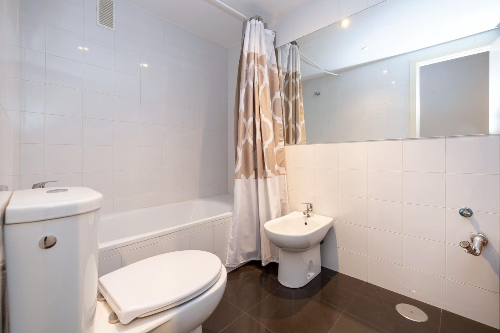 3 soverom Leilighet til salgs i Granada by med garasje - € 239 000 (Ref: 8729885)