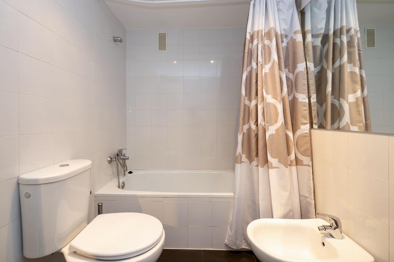 3 soverom Leilighet til salgs i Granada by med garasje - € 239 000 (Ref: 8729885)