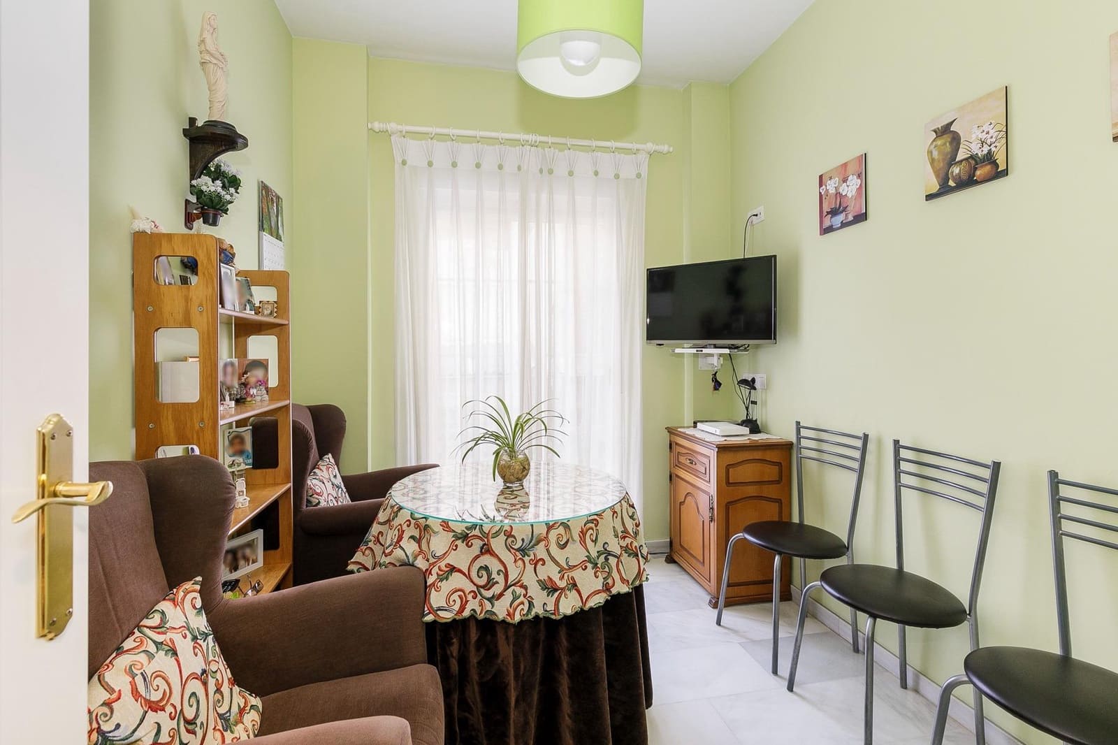 6 soveværelse Byhus til salg i Granada by med garage - € 340.000 (Ref: 8760031)