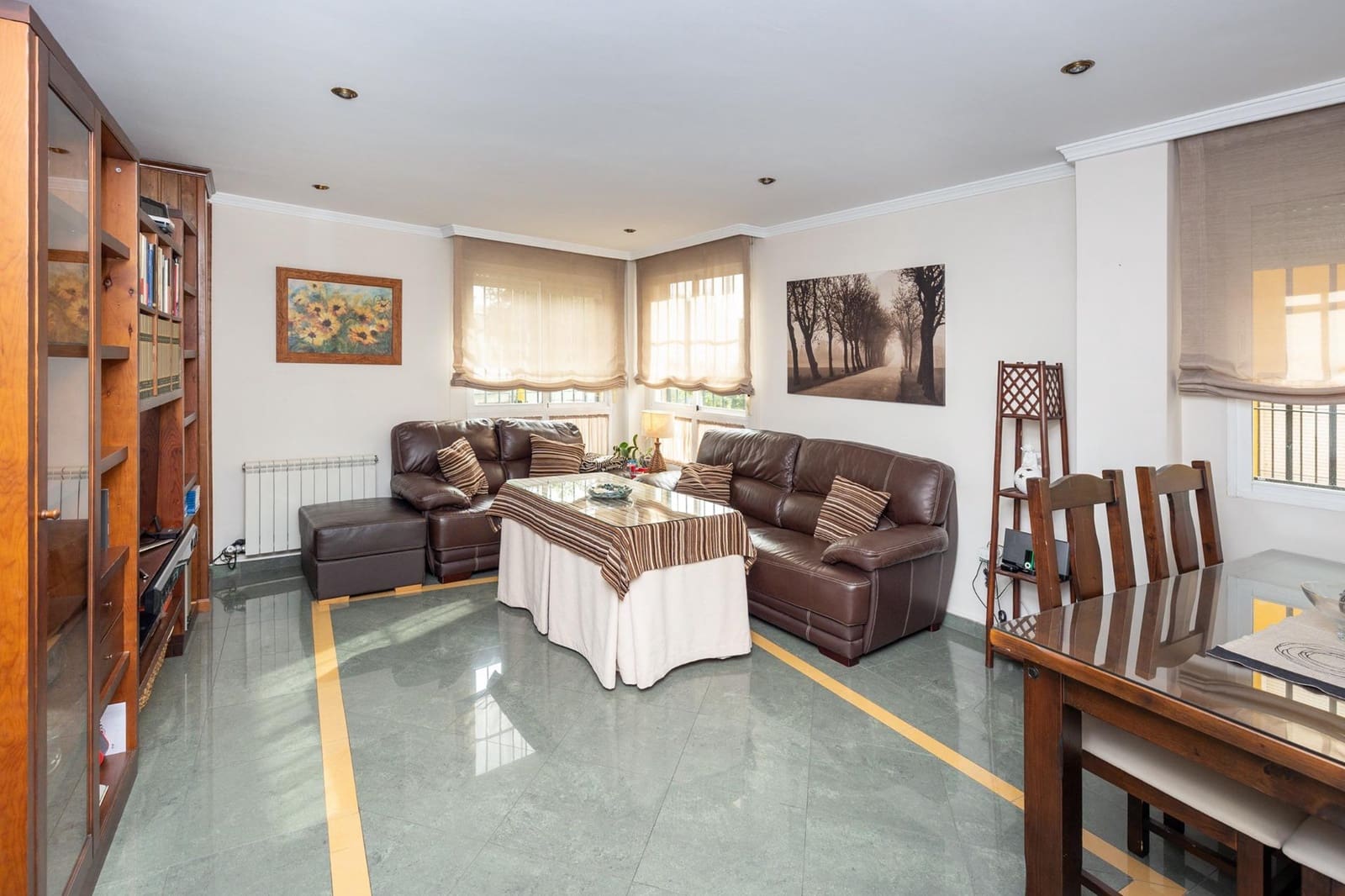 3 soveværelse Rækkehus til salg i Granada by med garage - € 390.900 (Ref: 8784188)