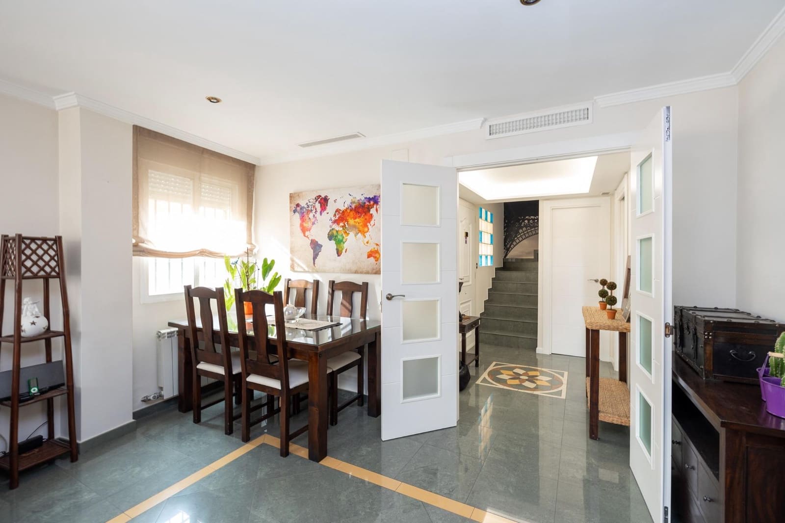 3 soveværelse Rækkehus til salg i Granada by med garage - € 390.900 (Ref: 8784188)