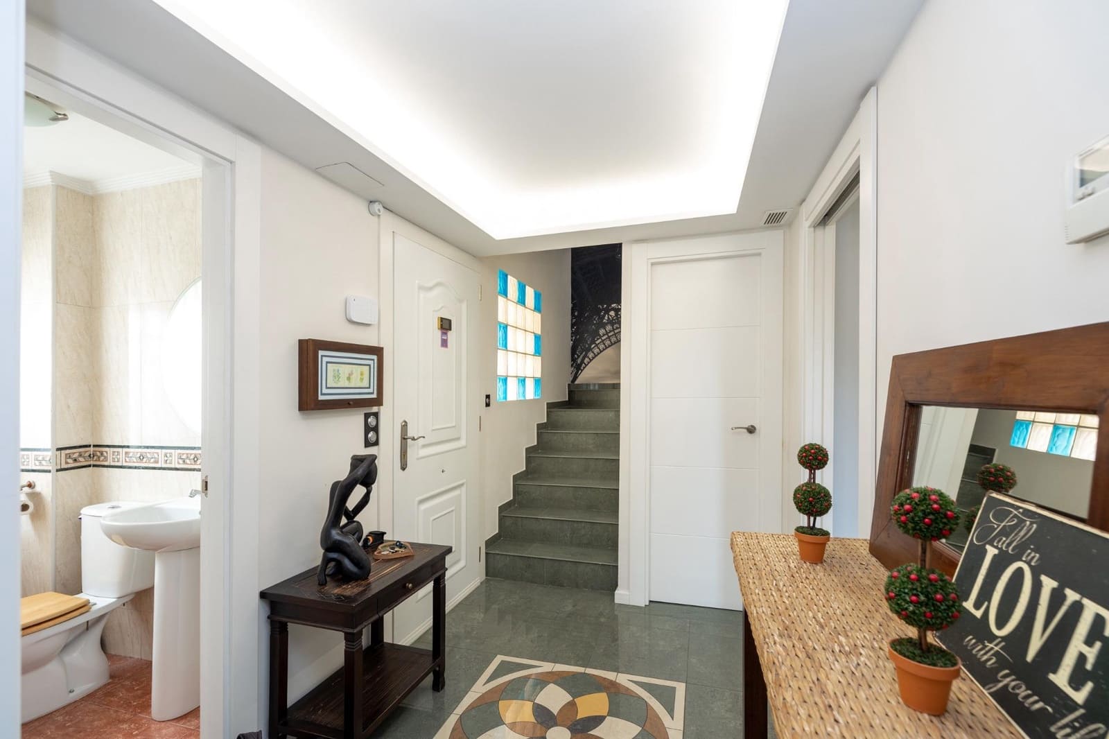 3 soveværelse Rækkehus til salg i Granada by med garage - € 390.900 (Ref: 8784188)