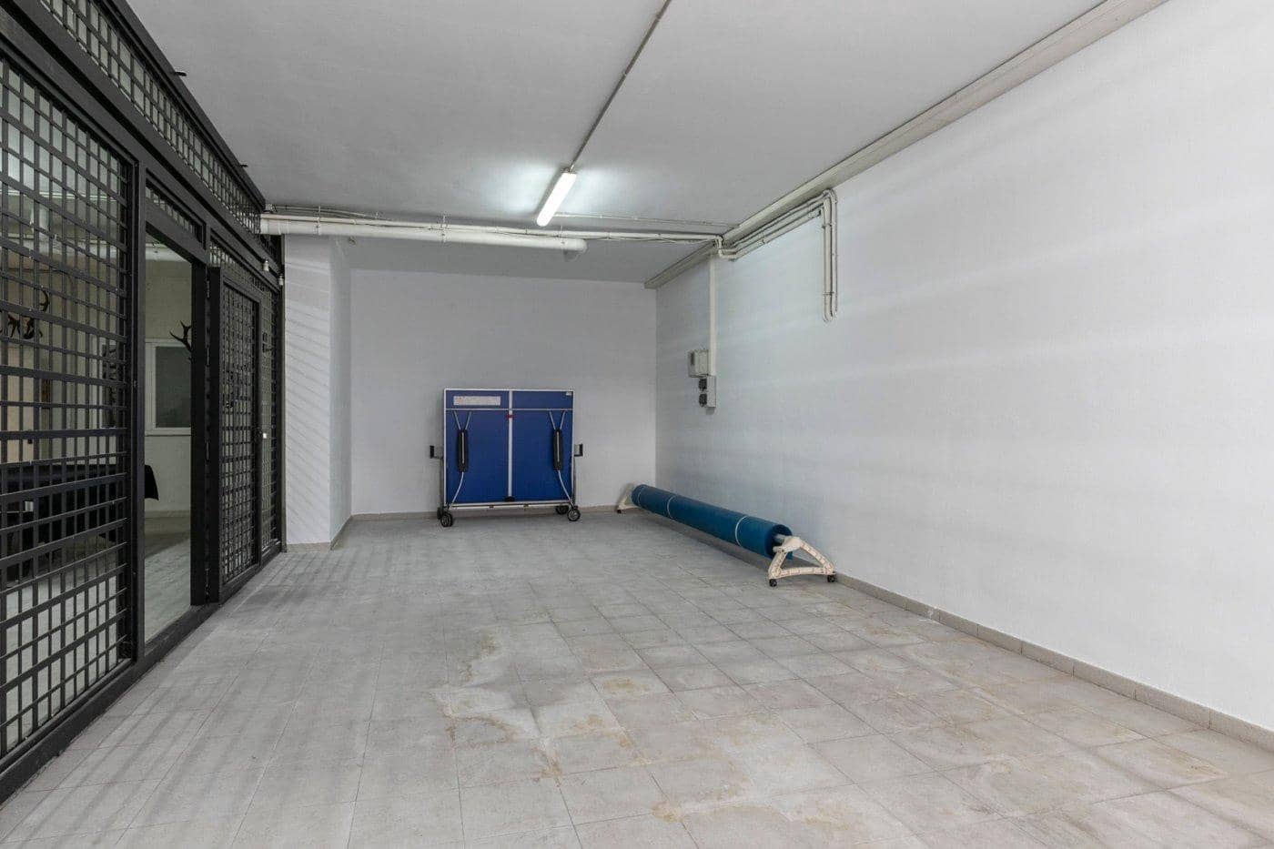 13 soveværelse Villa til salg i Huetor Vega med swimmingpool garage - € 850.000 (Ref: 8792716)