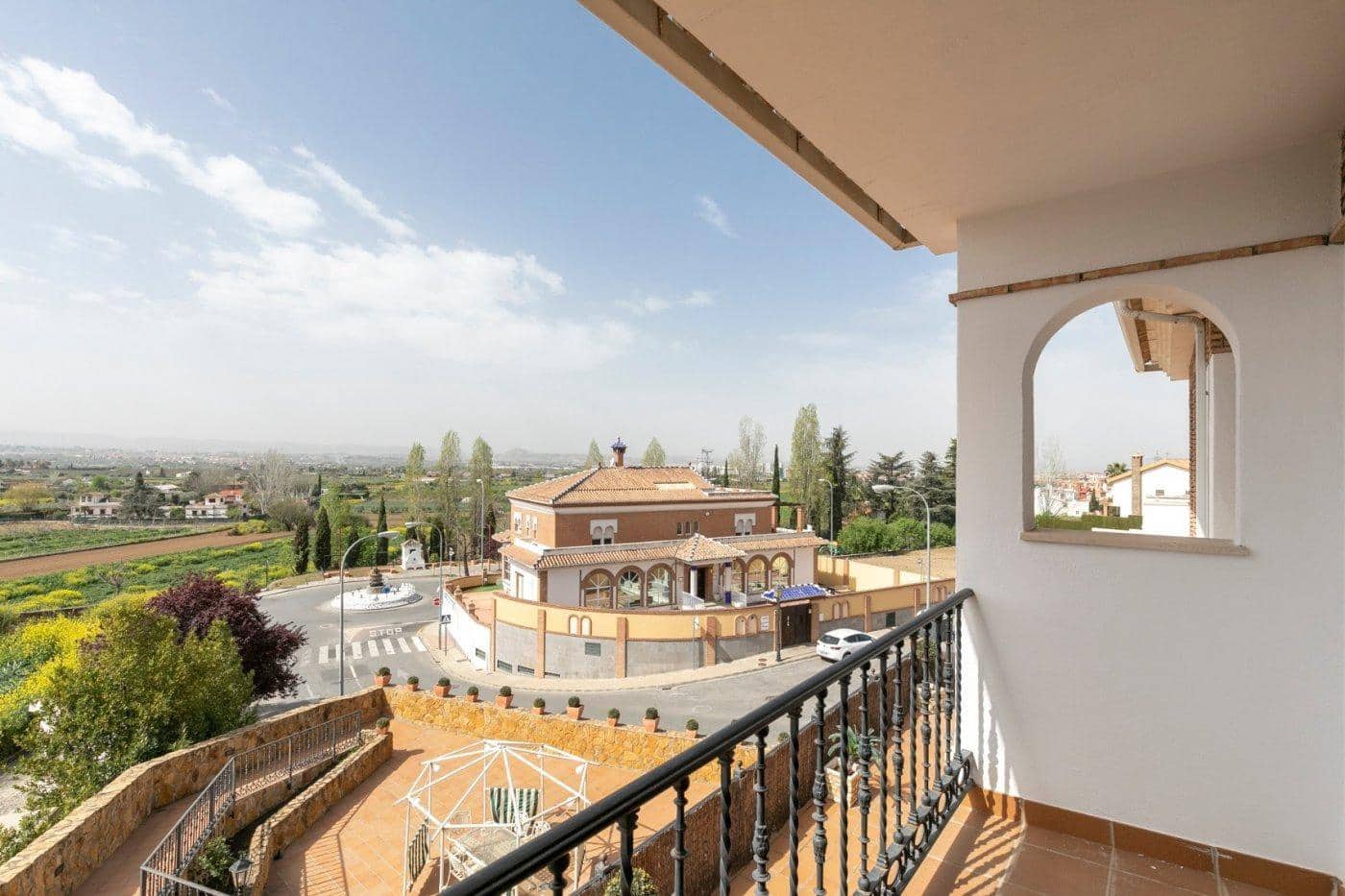 13 soveværelse Villa til salg i Huetor Vega med swimmingpool garage - € 850.000 (Ref: 8792716)