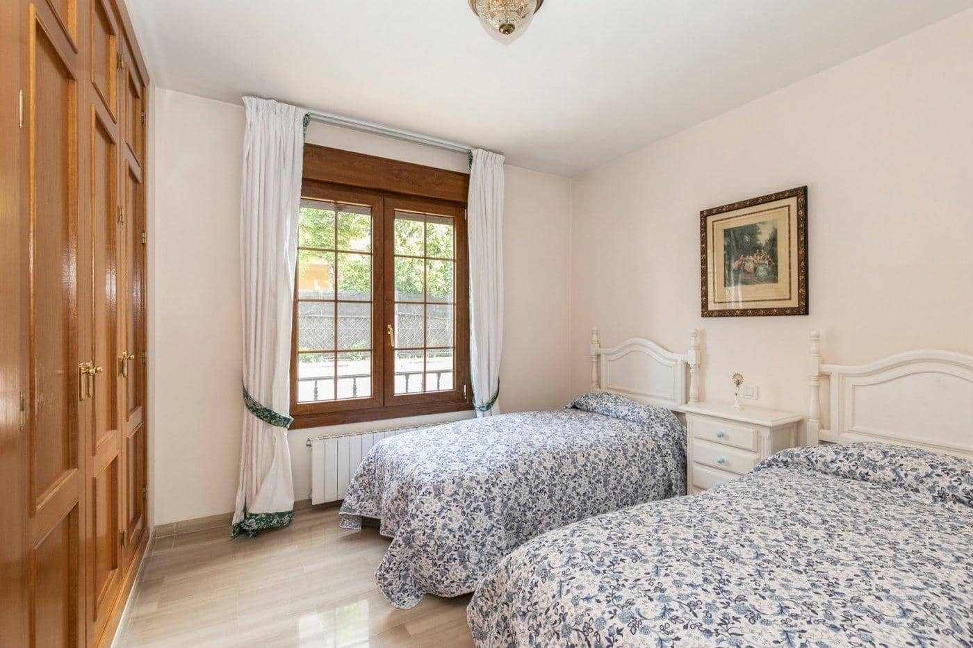 13 soveværelse Villa til salg i Huetor Vega med swimmingpool garage - € 850.000 (Ref: 8792716)