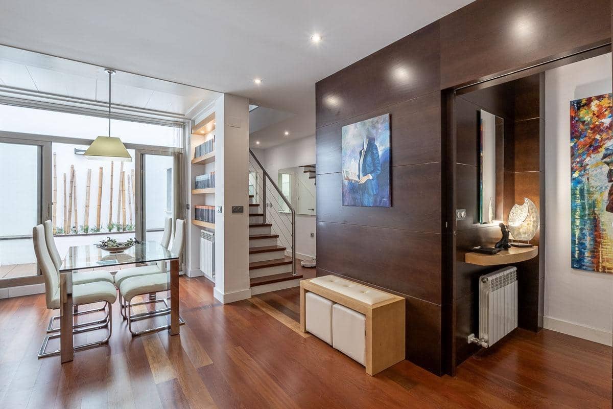 4 soveværelse Lejlighed til salg i Granada by - € 750.000 (Ref: 8869923)