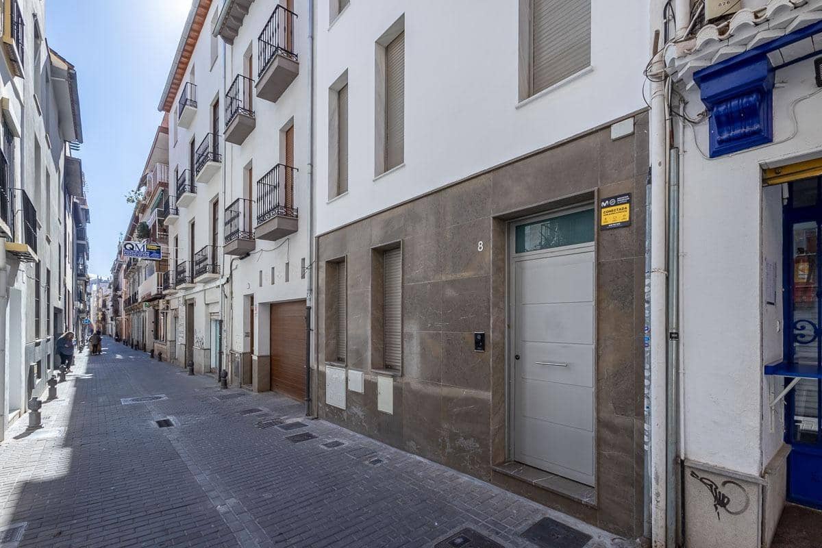 4 soveværelse Lejlighed til salg i Granada by - € 750.000 (Ref: 8869923)