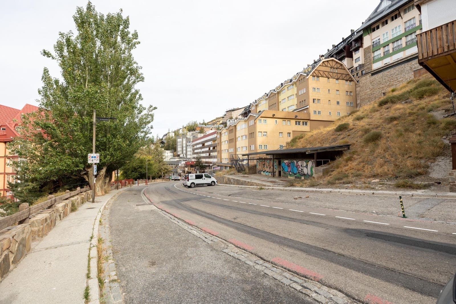 2 soveværelse Lejlighed til salg i Sierra Nevada - € 175.000 (Ref: 8886000)