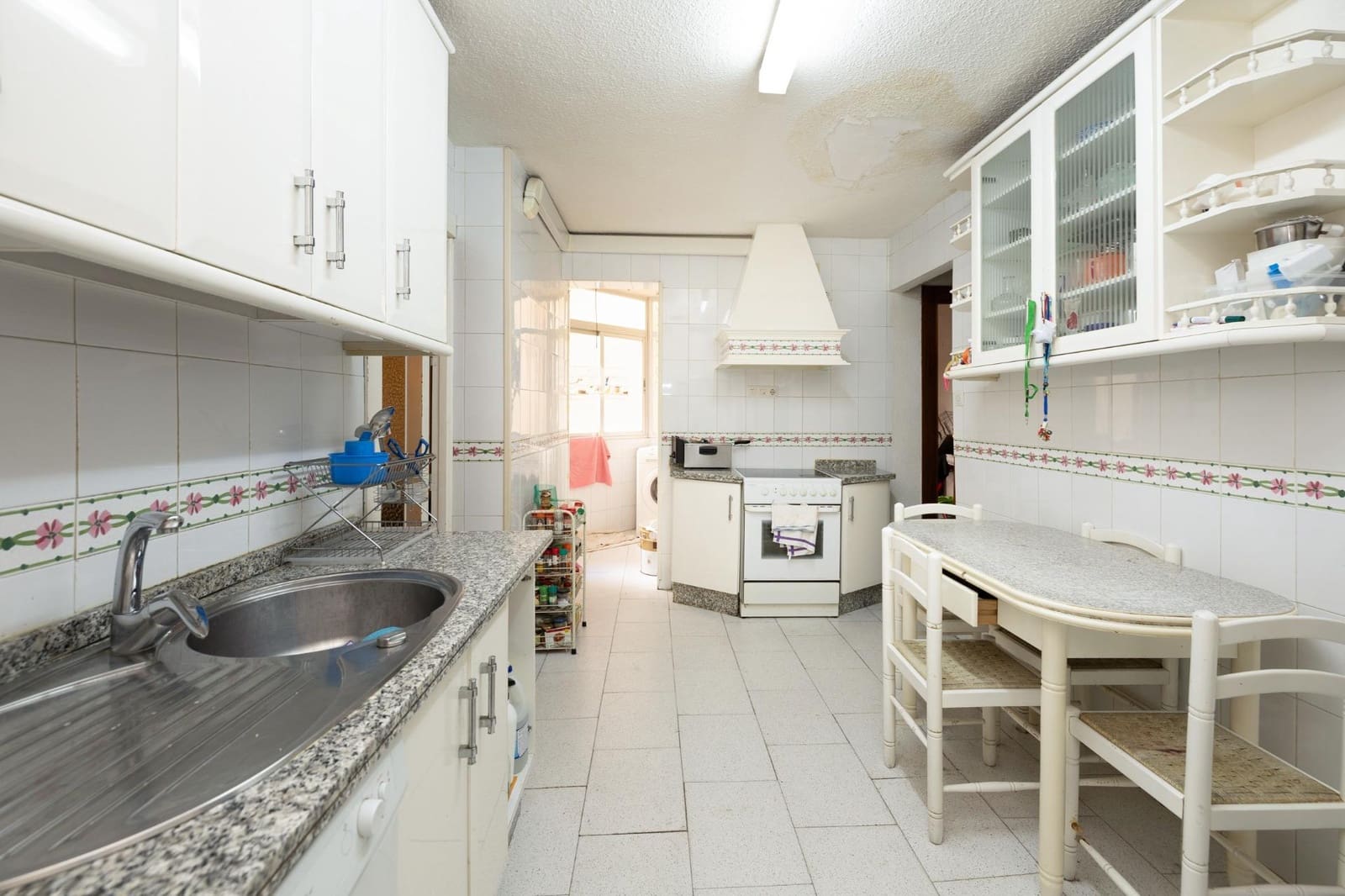 5 soveværelse Lejlighed til salg i Granada by med swimmingpool - € 395.000 (Ref: 8915507)