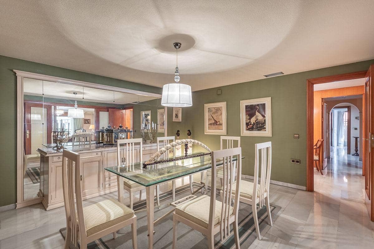 3 quarto Apartamento para venda em Granada cidade com piscina - 1 360 000 € (Ref: 8917925)