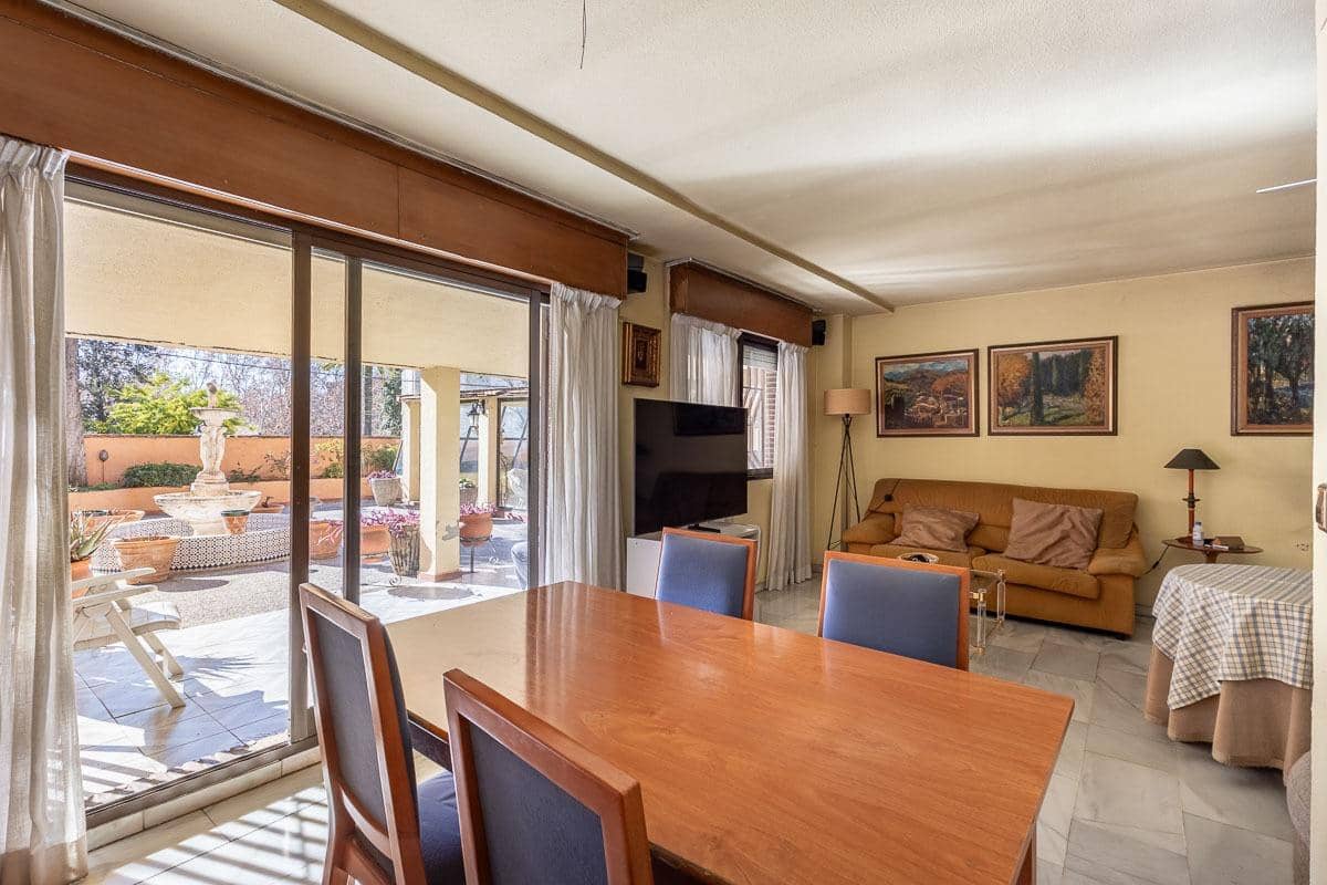 3 quarto Apartamento para venda em Granada cidade com piscina - 1 360 000 € (Ref: 8917925)