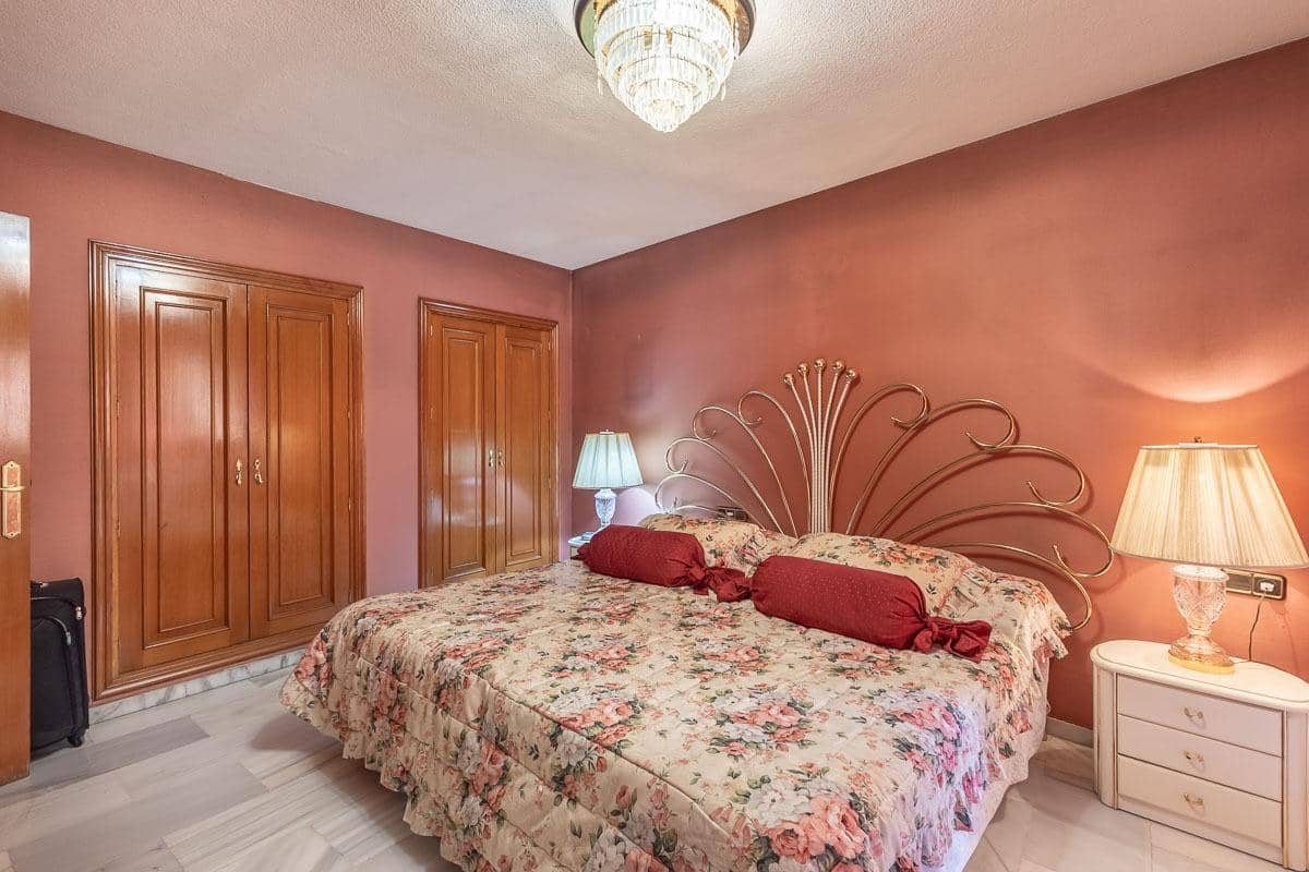 3 quarto Apartamento para venda em Granada cidade com piscina - 1 360 000 € (Ref: 8917925)