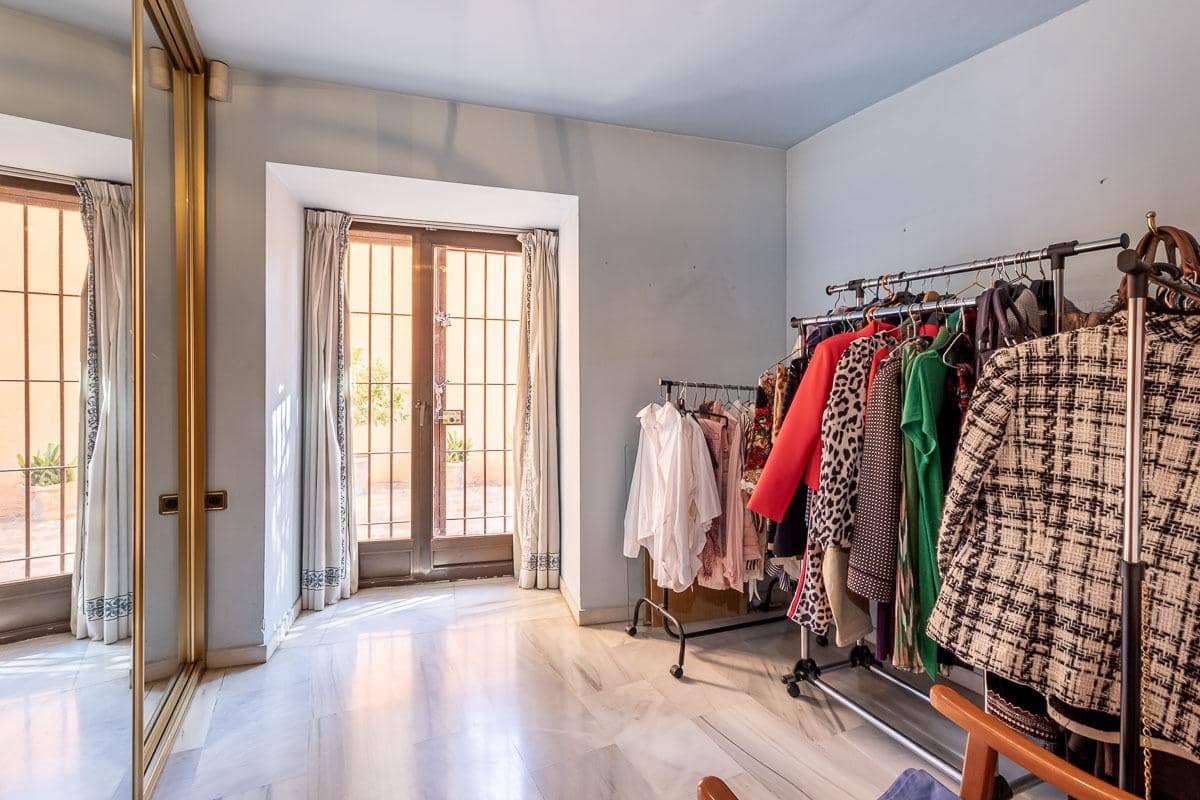 3 quarto Apartamento para venda em Granada cidade com piscina - 1 360 000 € (Ref: 8917925)