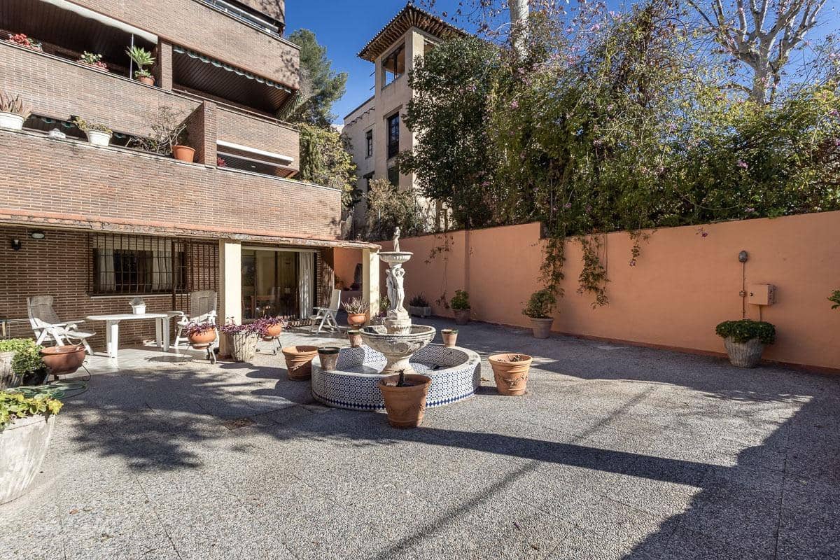 3 quarto Apartamento para venda em Granada cidade com piscina - 1 360 000 € (Ref: 8917925)