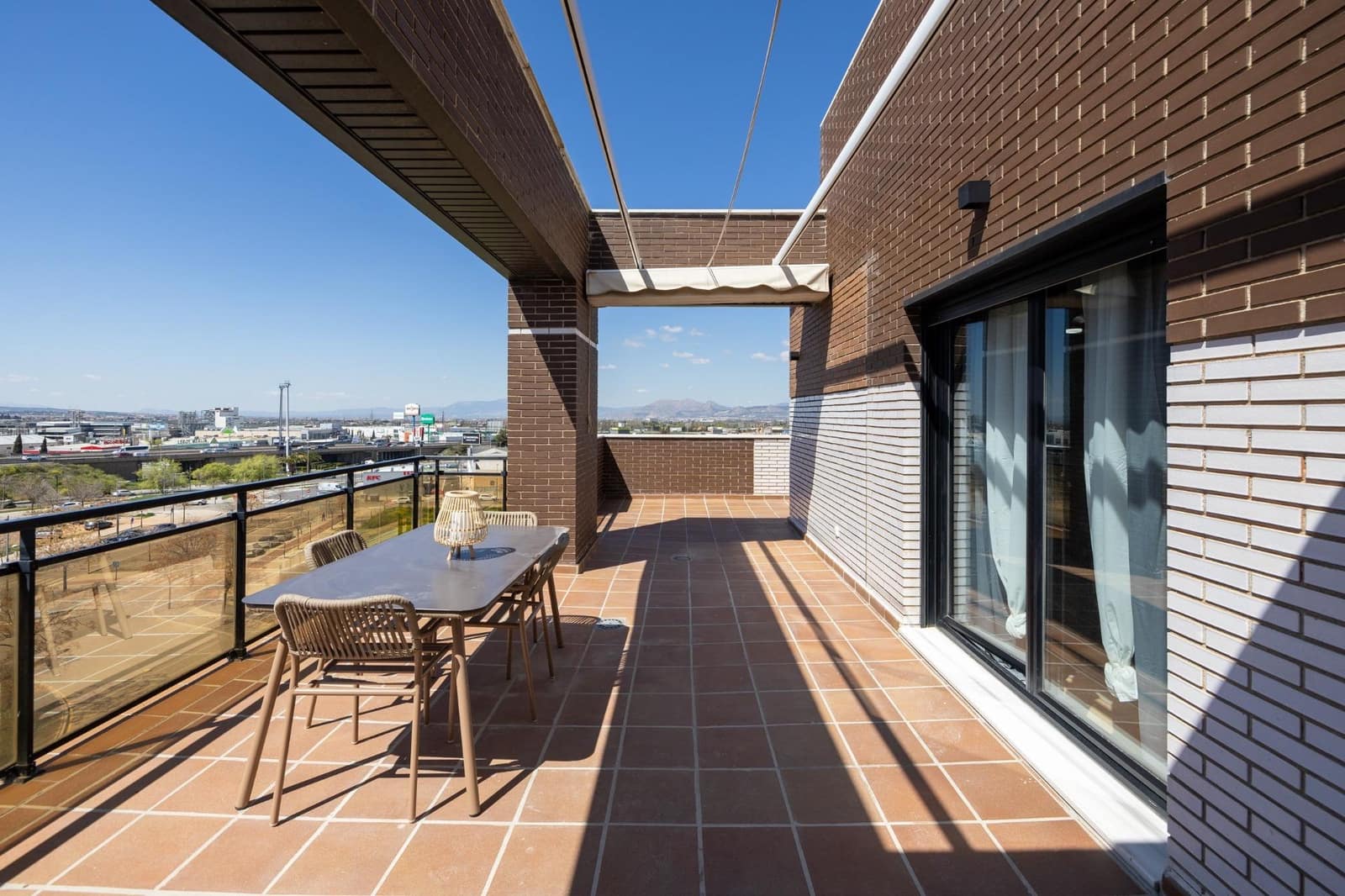 3 soveværelse Penthouse til salg i Armilla med swimmingpool garage - € 800.000 (Ref: 8926456)