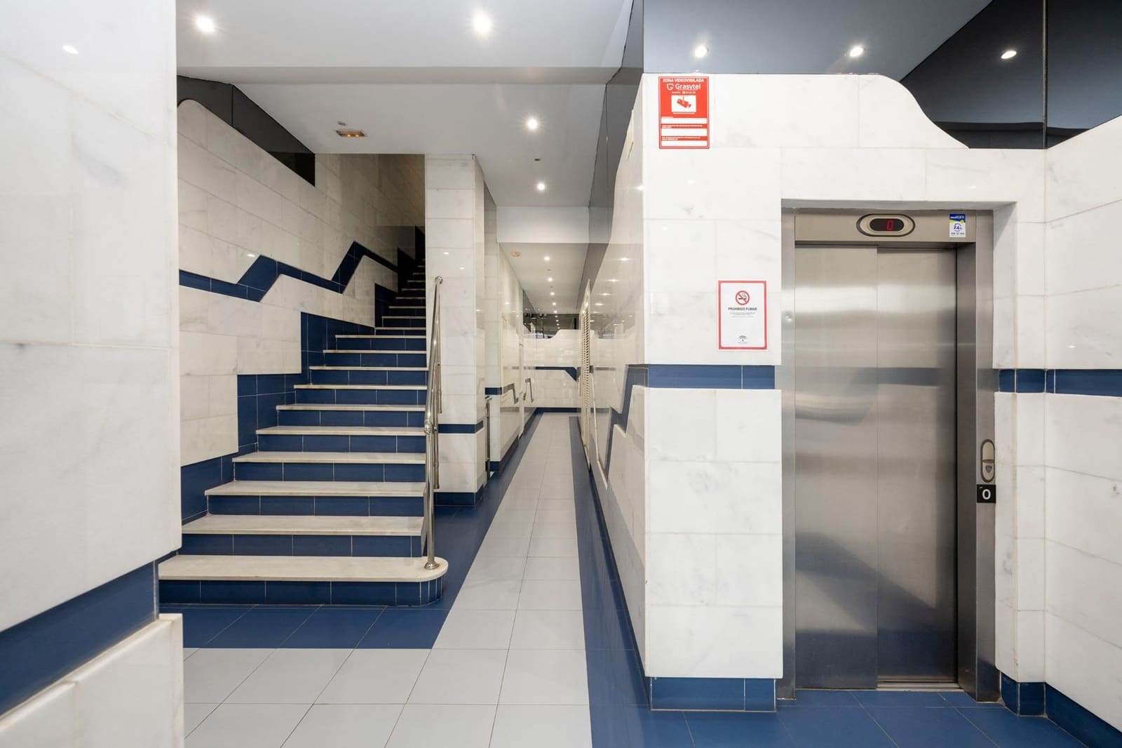 3 soveværelse Penthouse til salg i Armilla med swimmingpool garage - € 800.000 (Ref: 8926456)