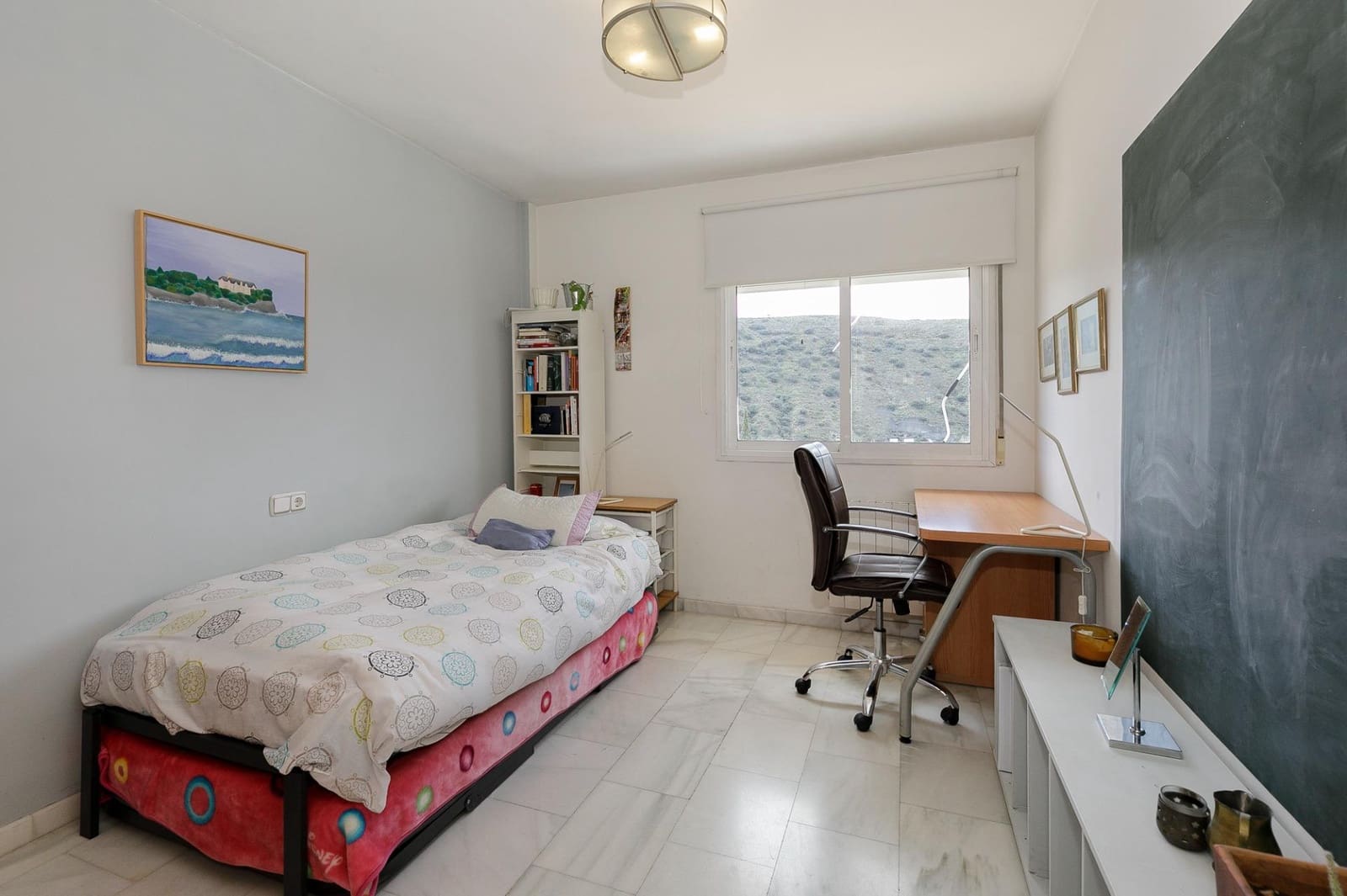 5 soveværelse Byhus til salg i Granada by med swimmingpool garage - € 449.900 (Ref: 8932096)