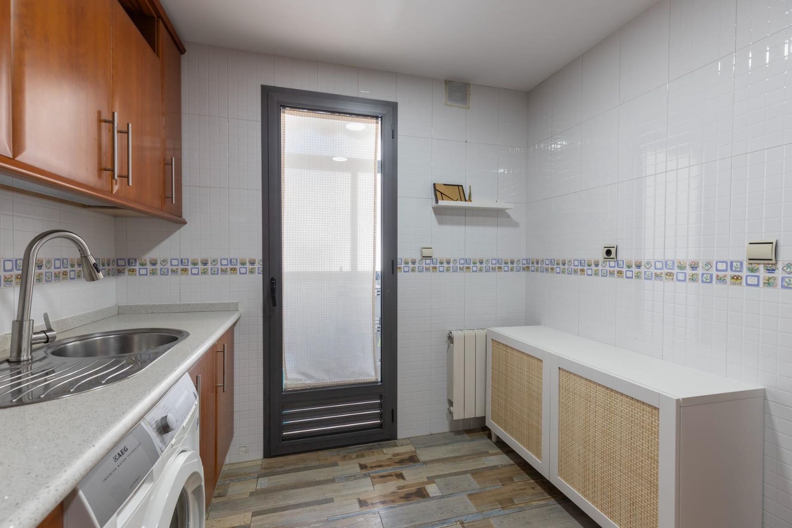 3 soveværelse Lejlighed til salg i Granada by med swimmingpool garage - € 595.000 (Ref: 8937156)