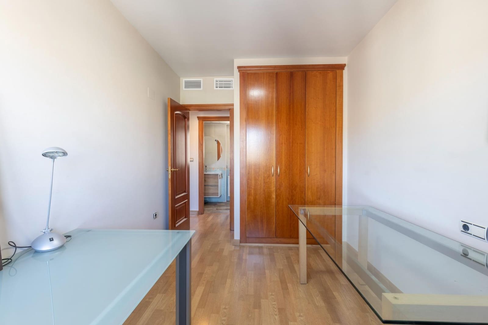 3 soveværelse Lejlighed til salg i Granada by med swimmingpool garage - € 595.000 (Ref: 8937156)