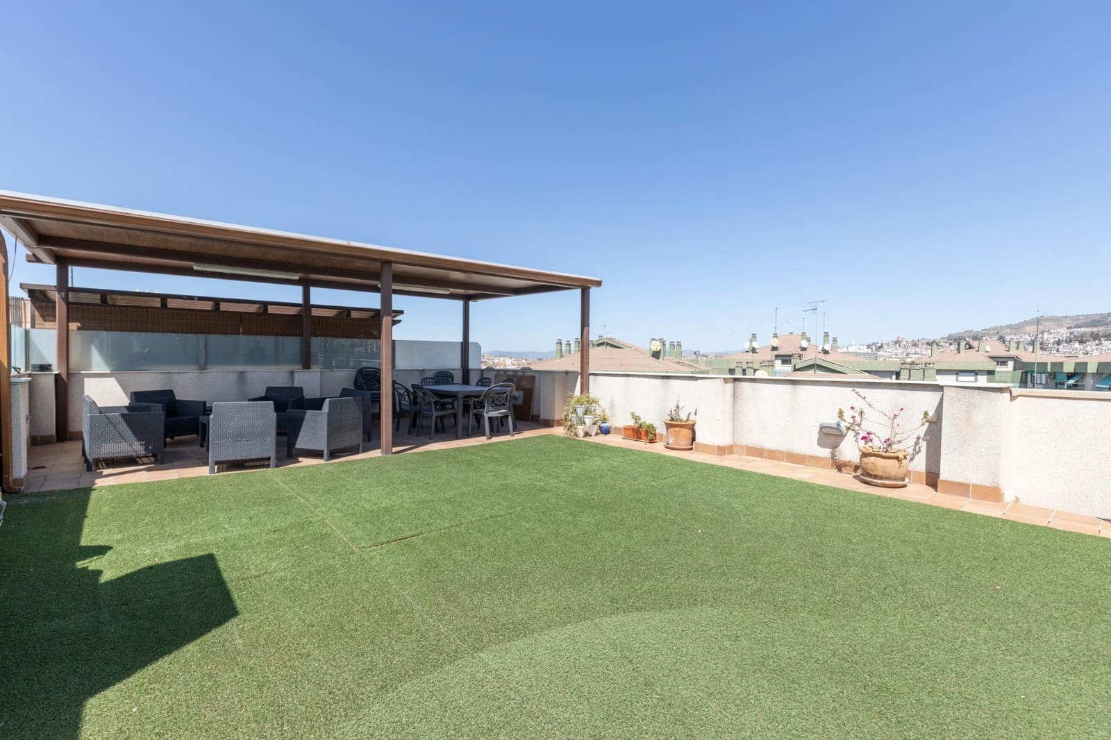 3 soveværelse Lejlighed til salg i Granada by med swimmingpool garage - € 595.000 (Ref: 8937156)