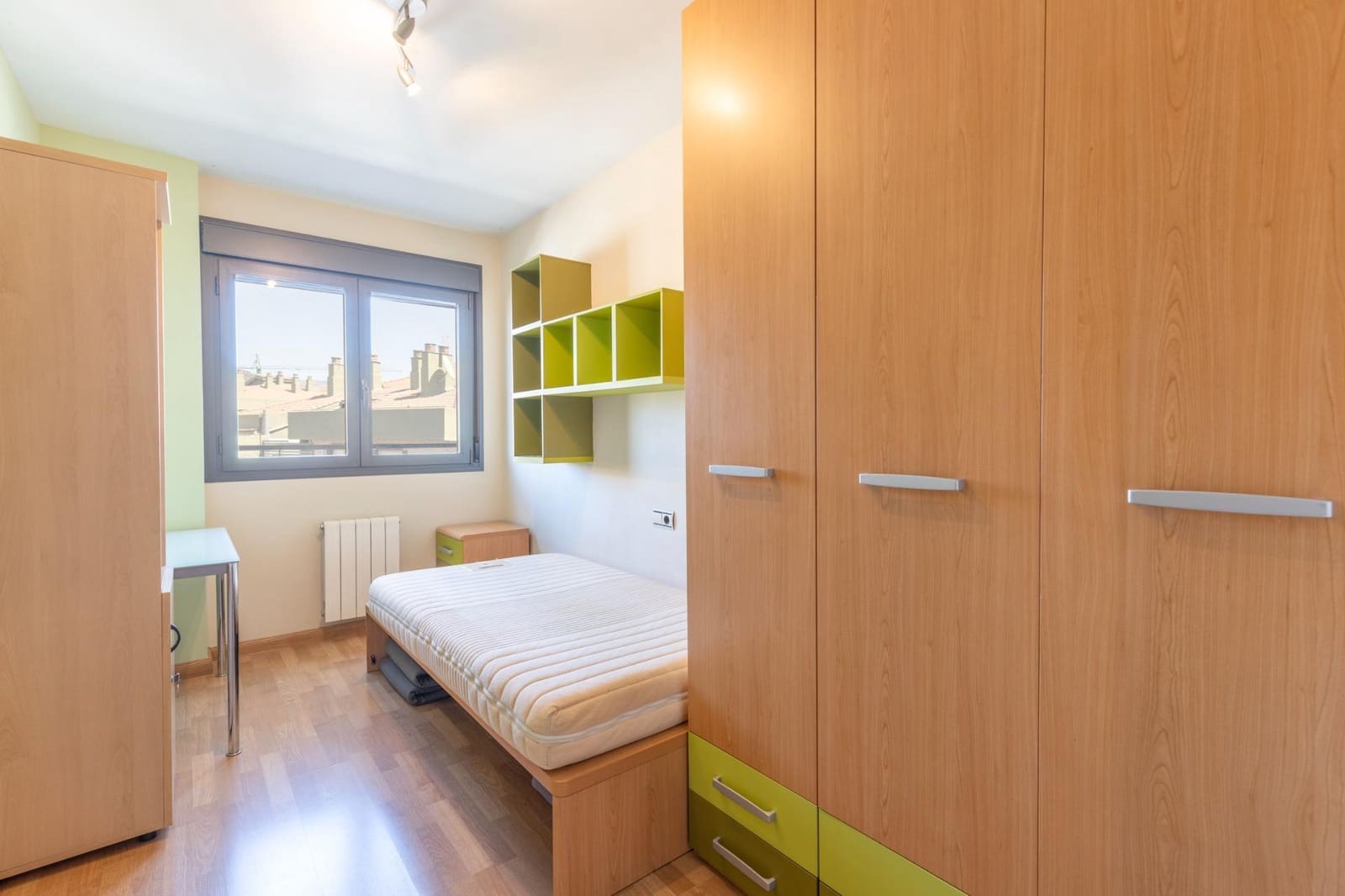 3 soveværelse Lejlighed til salg i Granada by med swimmingpool garage - € 595.000 (Ref: 8937156)