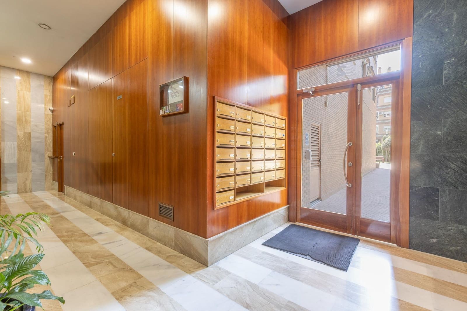 3 soveværelse Lejlighed til salg i Granada by med swimmingpool garage - € 595.000 (Ref: 8937156)