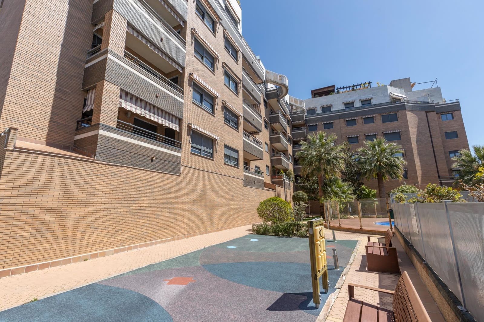 3 soveværelse Lejlighed til salg i Granada by med swimmingpool garage - € 595.000 (Ref: 8937156)