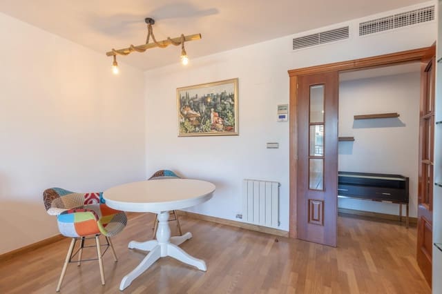 3 quarto Apartamento para venda em Granada cidade com piscina garagem - 595 000 € (Ref: 8937156)
