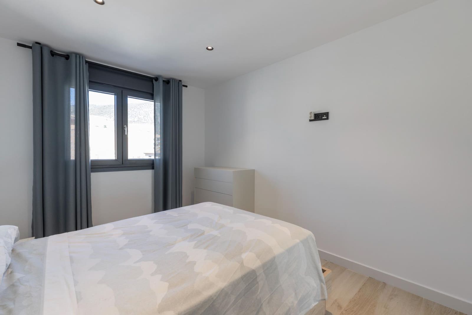 4 soveværelse Rækkehus til salg i Padul med swimmingpool garage - € 350.000 (Ref: 8946773)