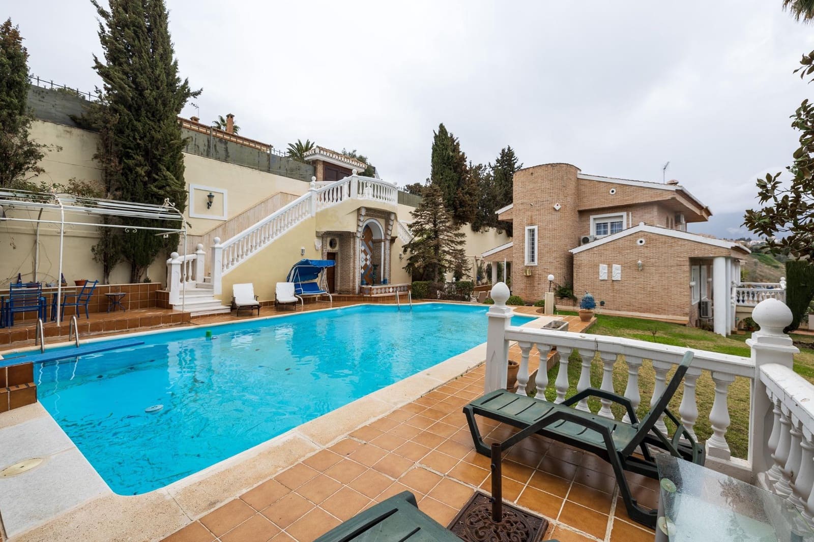 5 soveværelse Villa til salg i Granada by med swimmingpool garage - € 1.600.000 (Ref: 8976165)