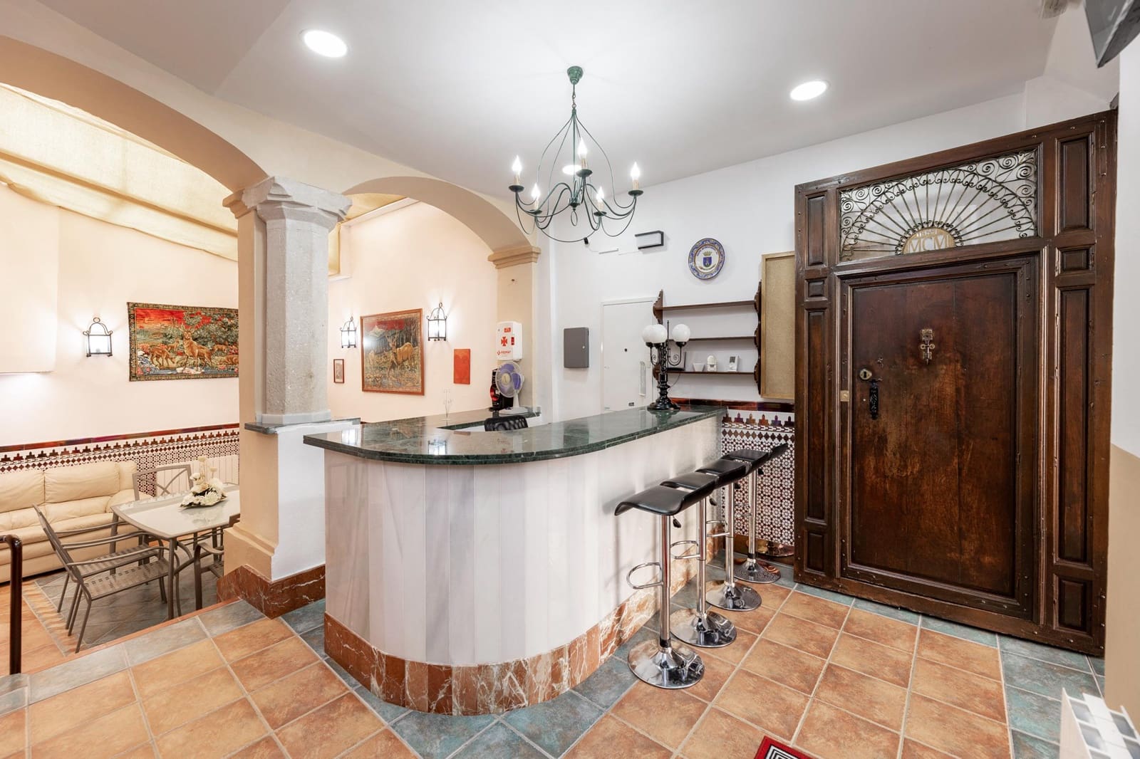 14 soveværelse Guesthouse/B & B til salg i Alhama de Granada - € 420.000 (Ref: 9004830)