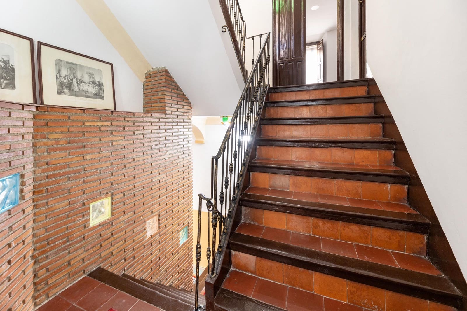 14 soveværelse Guesthouse/B & B til salg i Alhama de Granada - € 420.000 (Ref: 9004830)